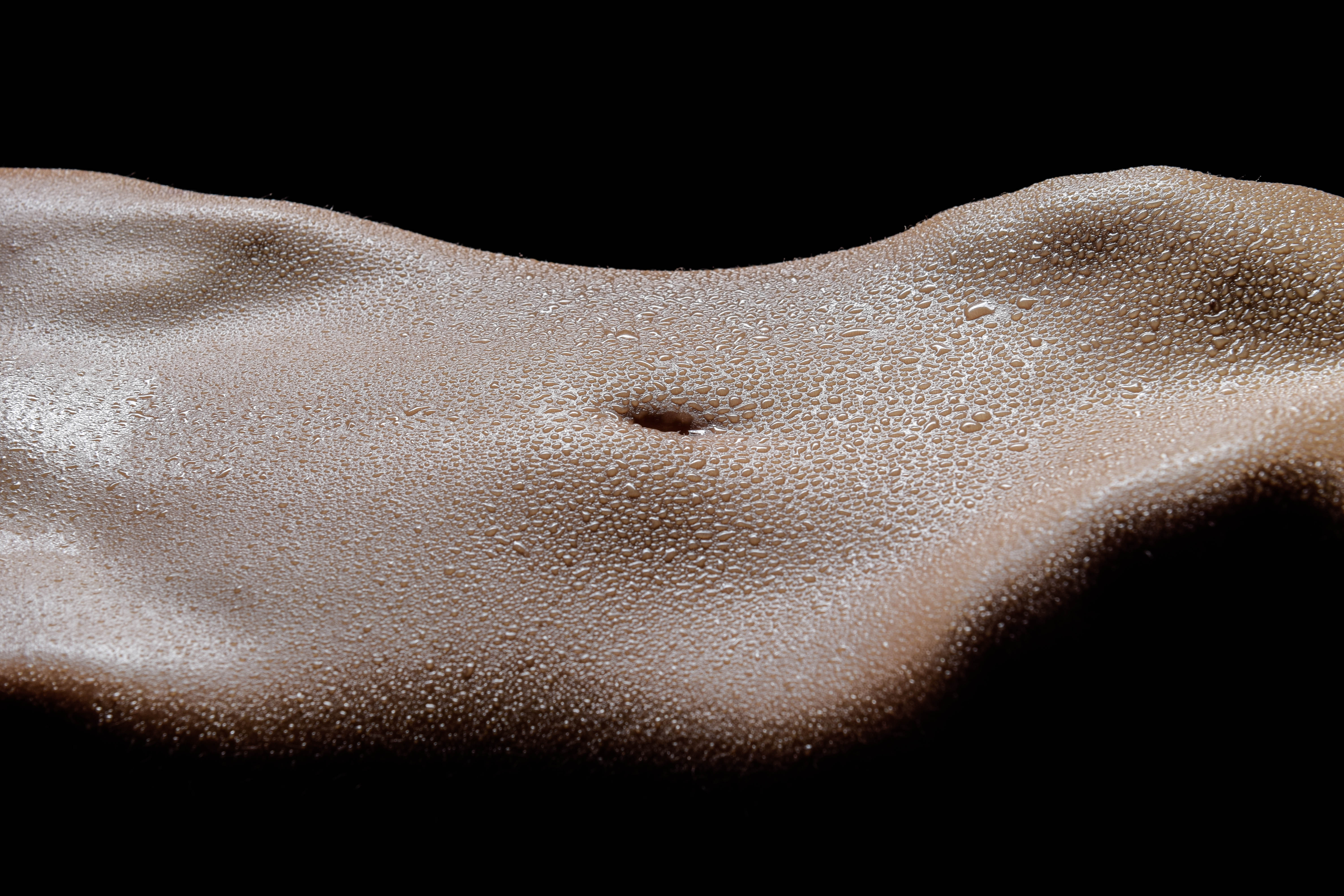 Photographer, Colin Solomon, Edited, Jess Sexton, Retoucher, Beauty Exposed, Hemel Hempstead, Nude, Nude art, Water, Drops, Bodyscapes, Low key, Lighting, Kitti model, Sensual,